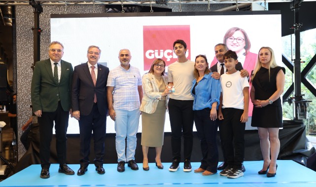 Başkan Şahin, Gazi Şehrin 2026 YKS ve LGS Şampiyonlarıyla Buluştu