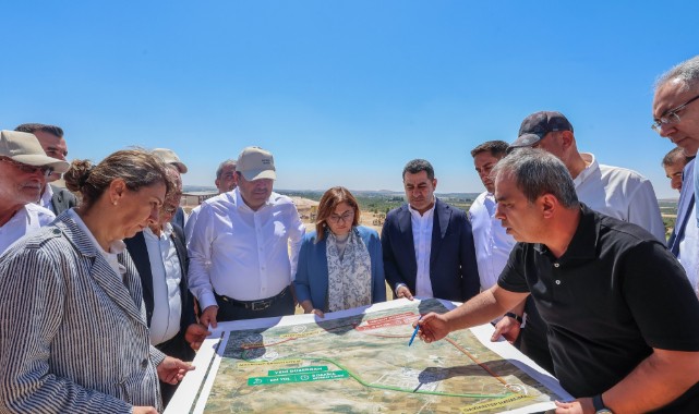 Mavikent-Havalimanı Yol Çalışmalarında Yüzde 35 Tamamlandı