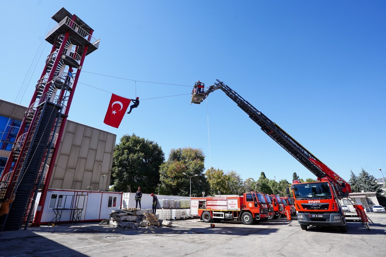 İtfaiye haftası etkinliklerle kutlandı;