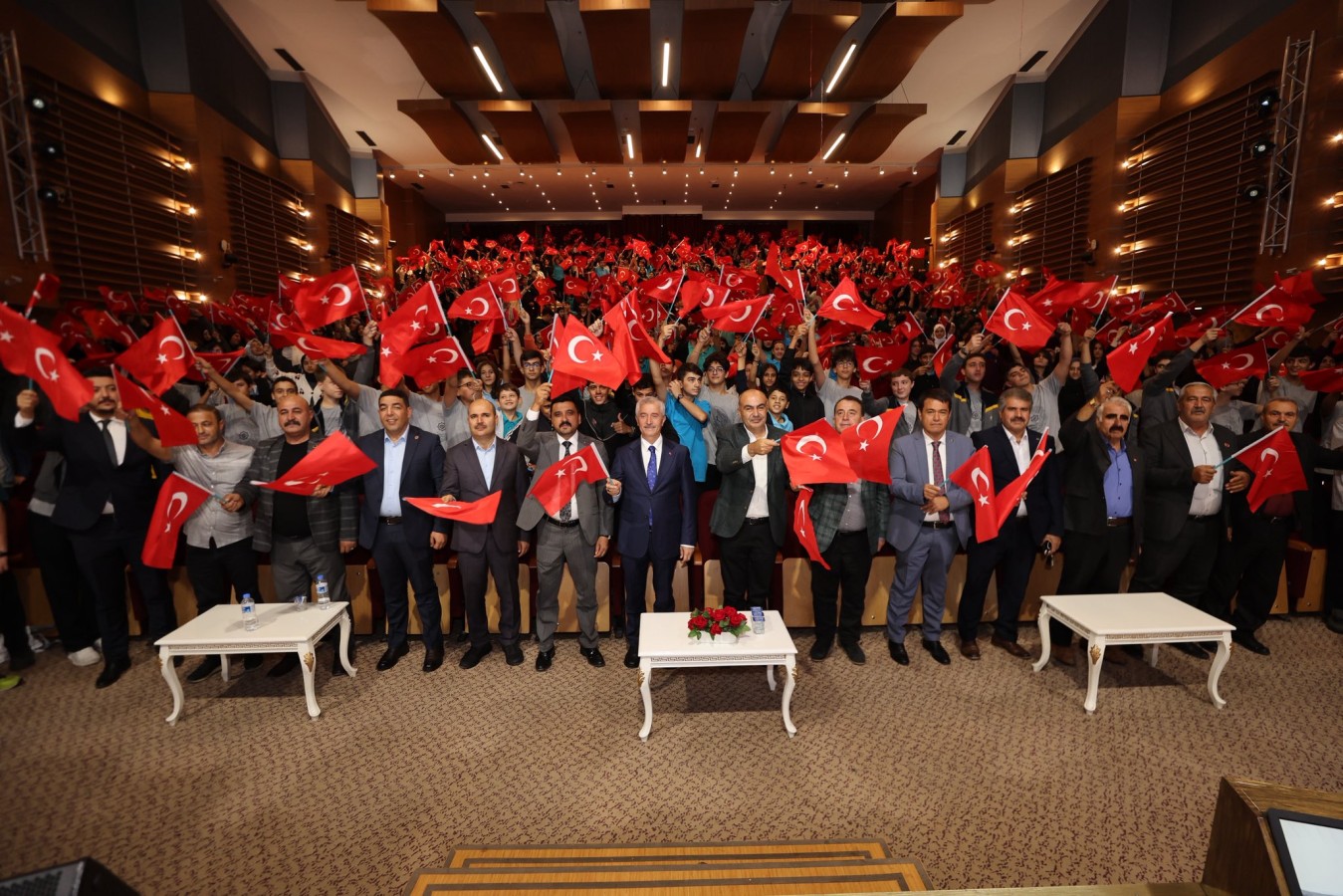 Gazi torunları Çanakkale’de ecdad ile buluşuyor;