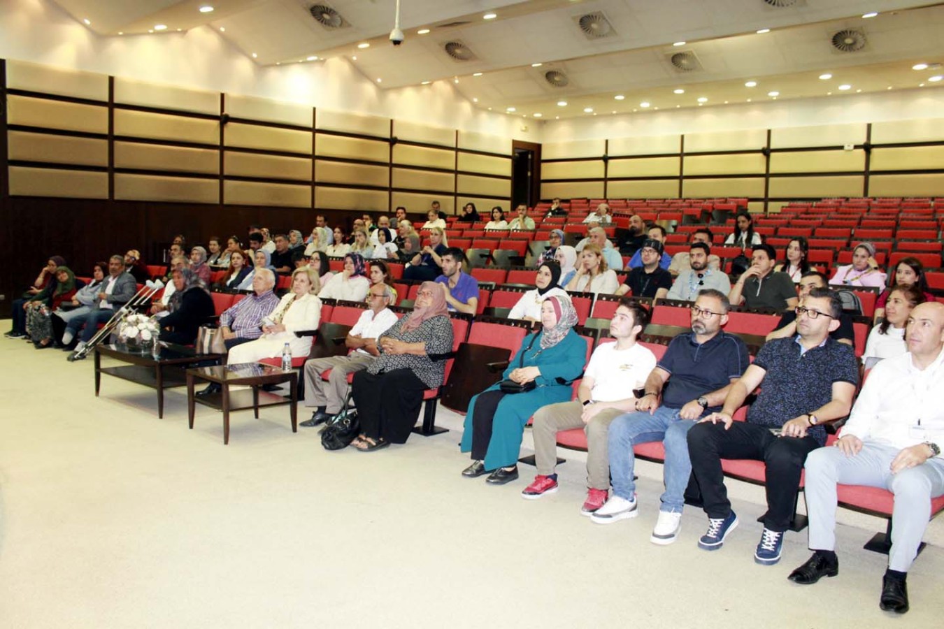 Üniversitede MS hastalığına dikkat çekildi;