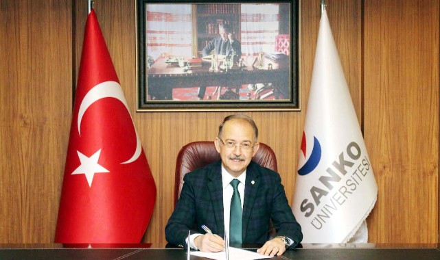 Rektör Dağlı'dan bayram mesajı