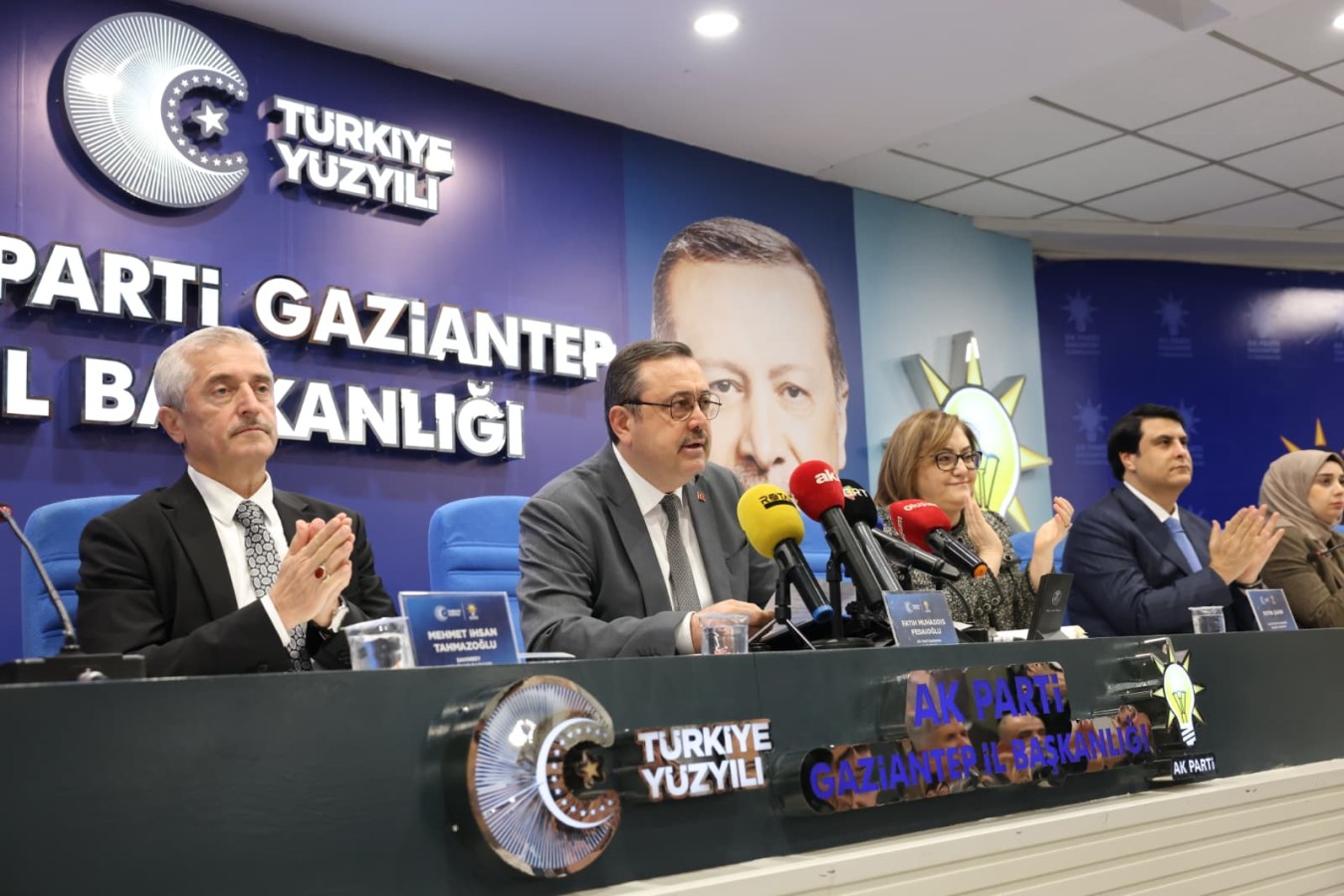 AK Parti Gaziantep Türkiye ortalamasının üzerinde büyüdü