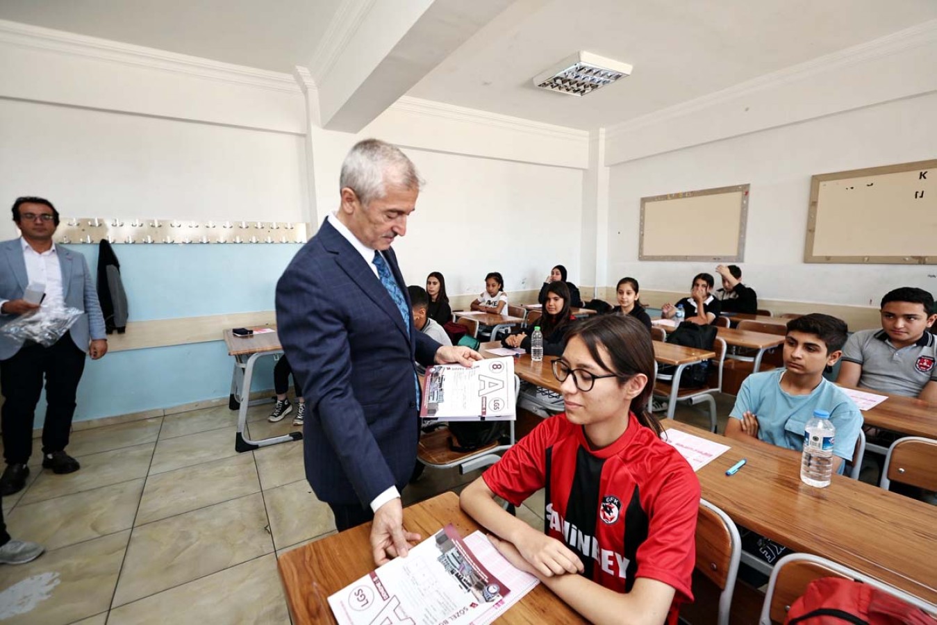 Öğrencilere deneme seti desteği
