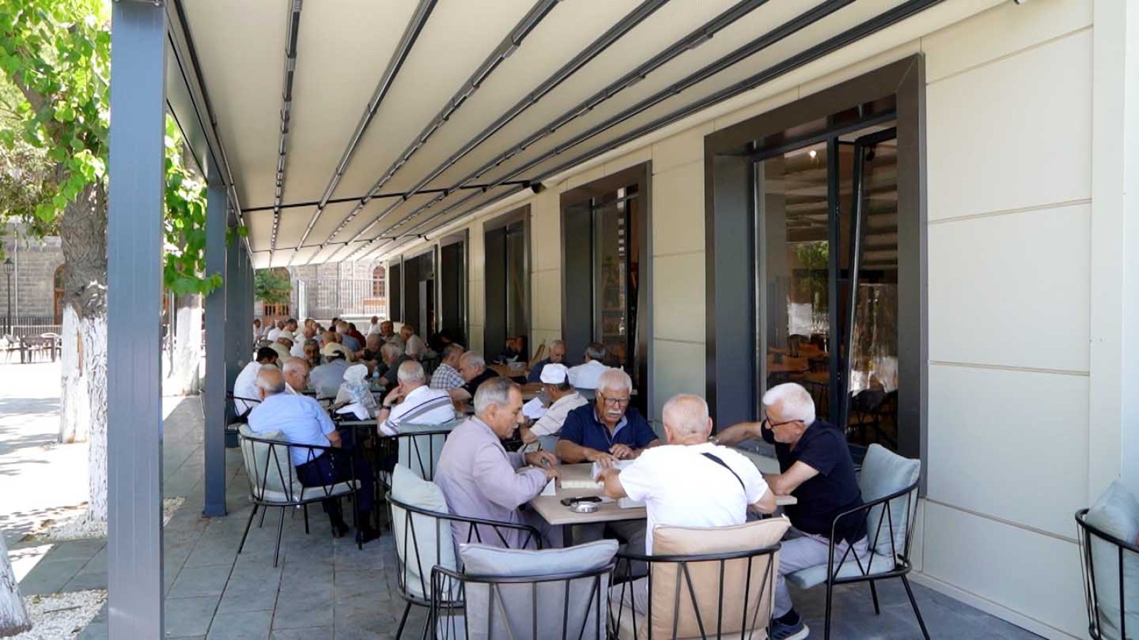 Emekliler Lokaline kısa sürede yoğun ilgi;