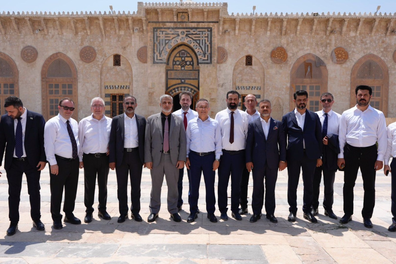 Gaziantep OSB Suriyelilerin yanında;