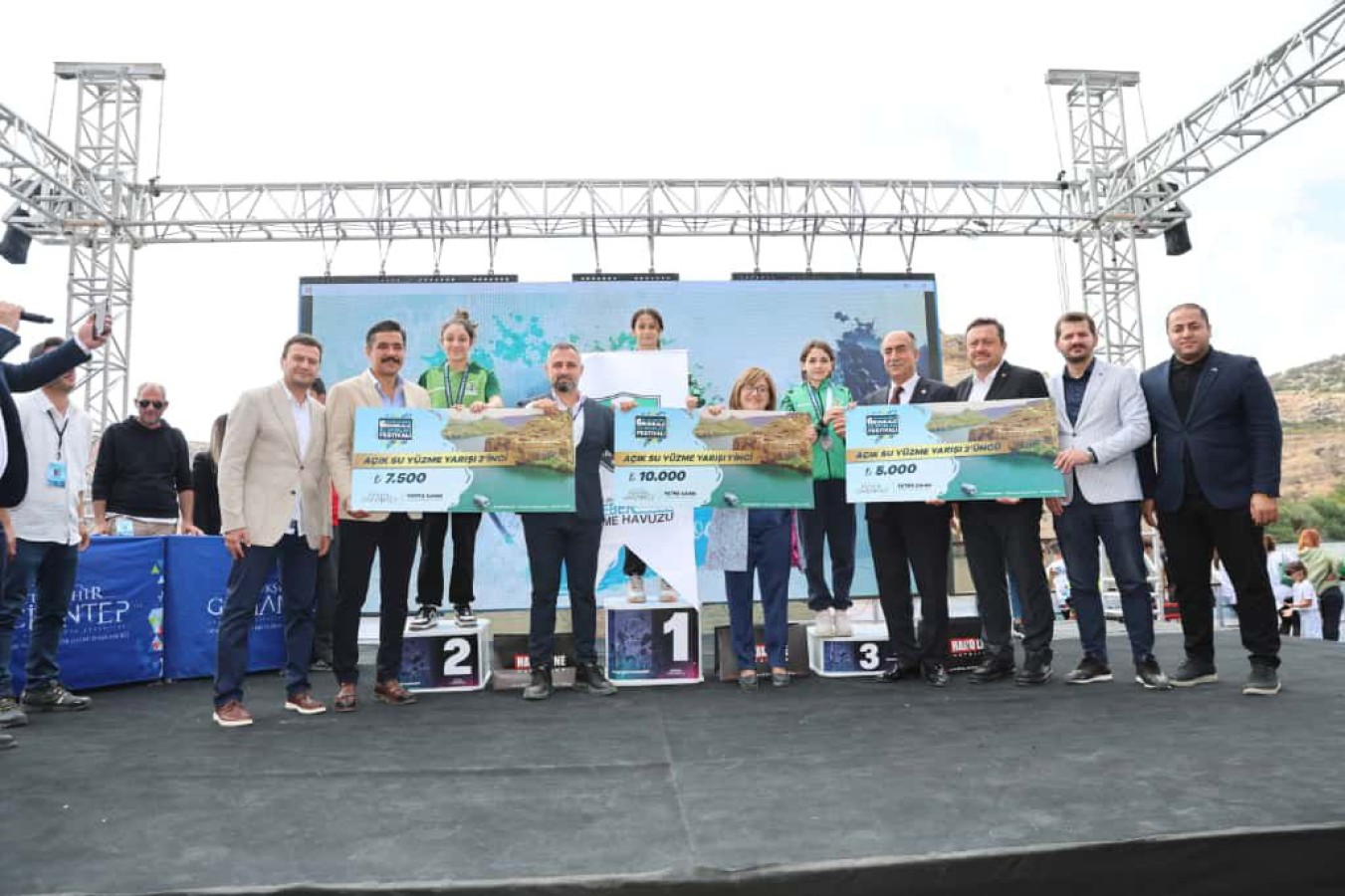 Rumkale’de Şehitkamil rüzgarı;