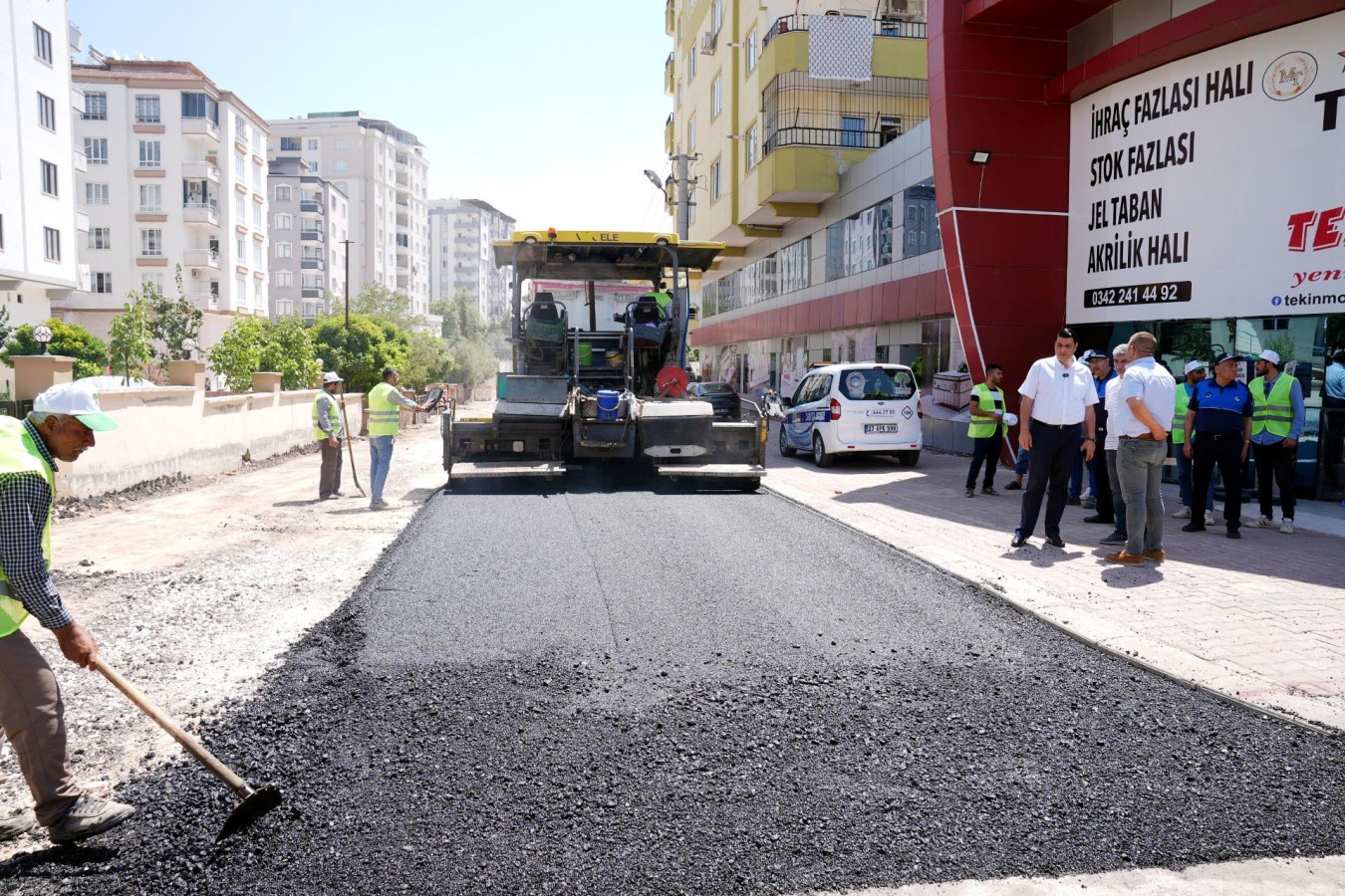 3 ayda 40 bin ton asfalt döküldü;