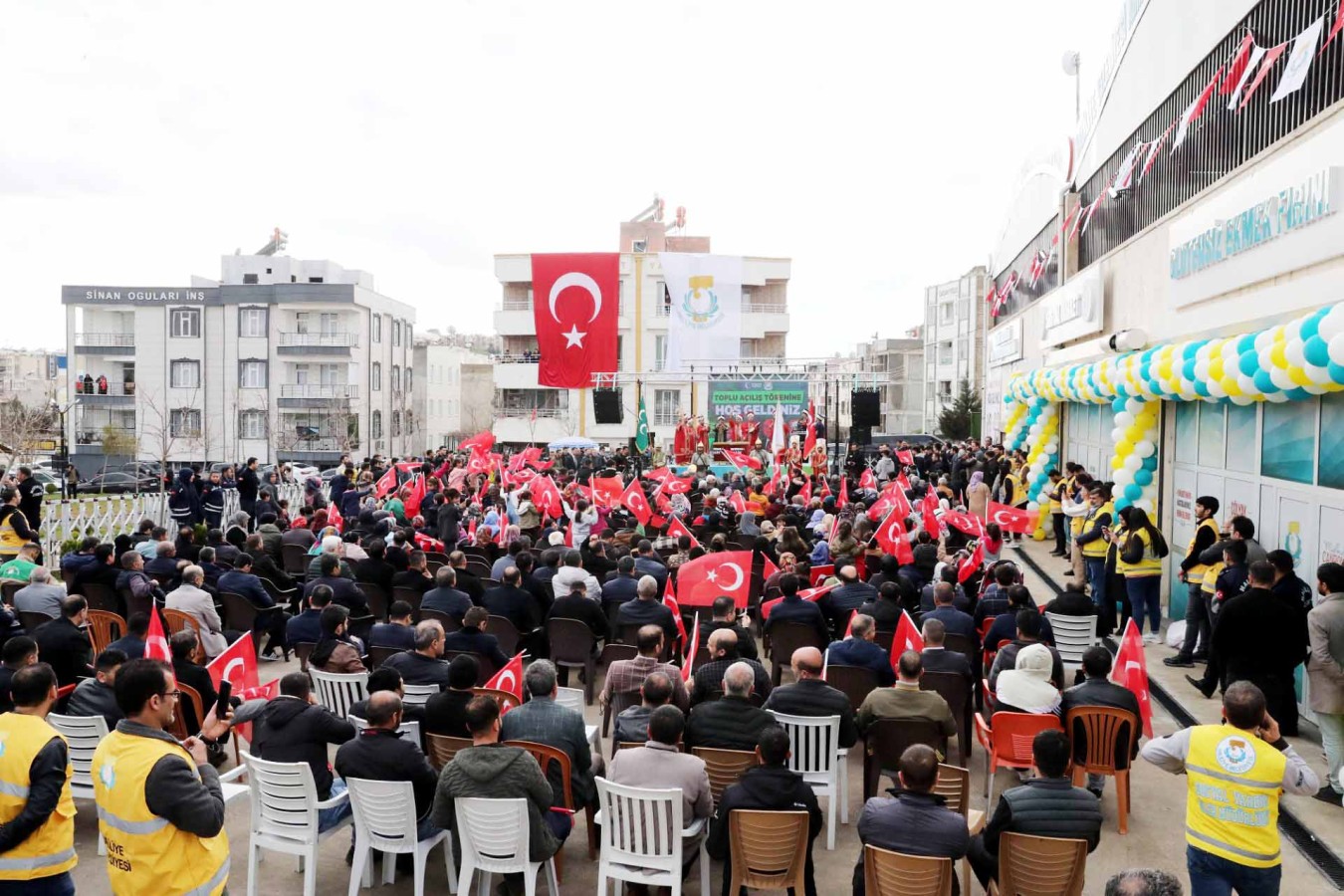 Canpolat, kalıcı eserler kazandırmaya devam ediyor