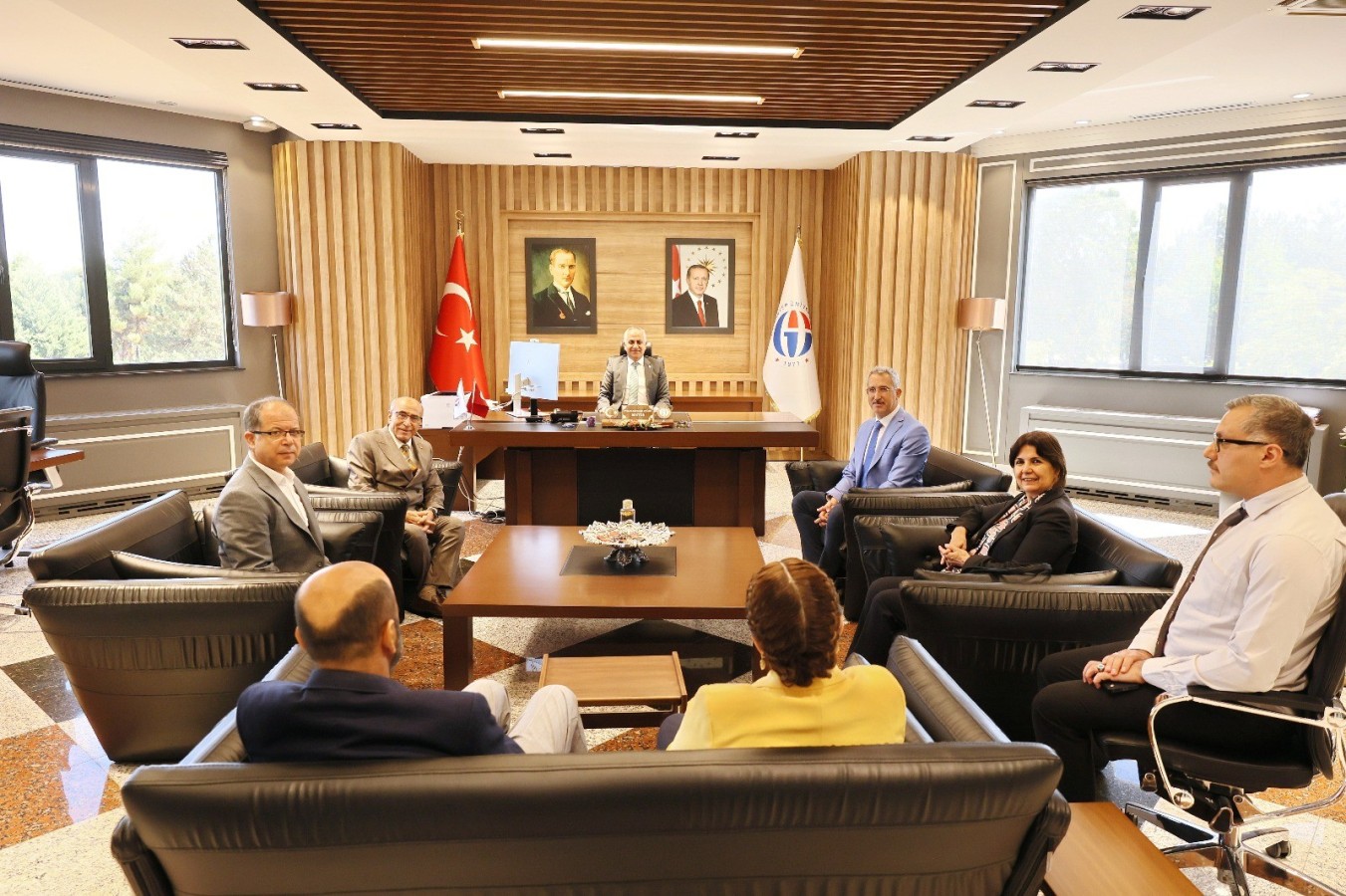Kent Konseyinden Rektör Doğan’a ziyaret