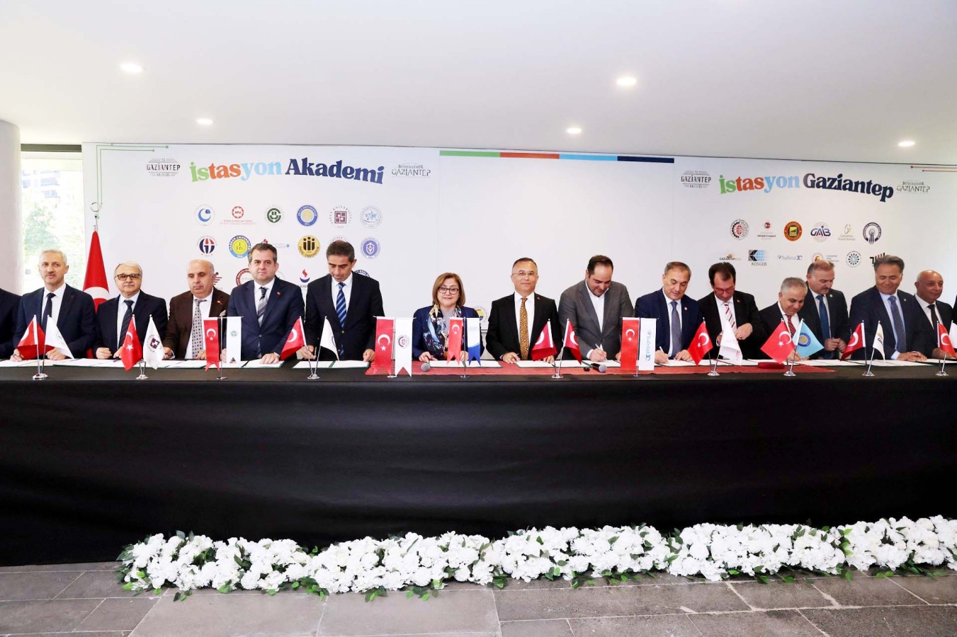 Akademik iş birliği için stratejik adım