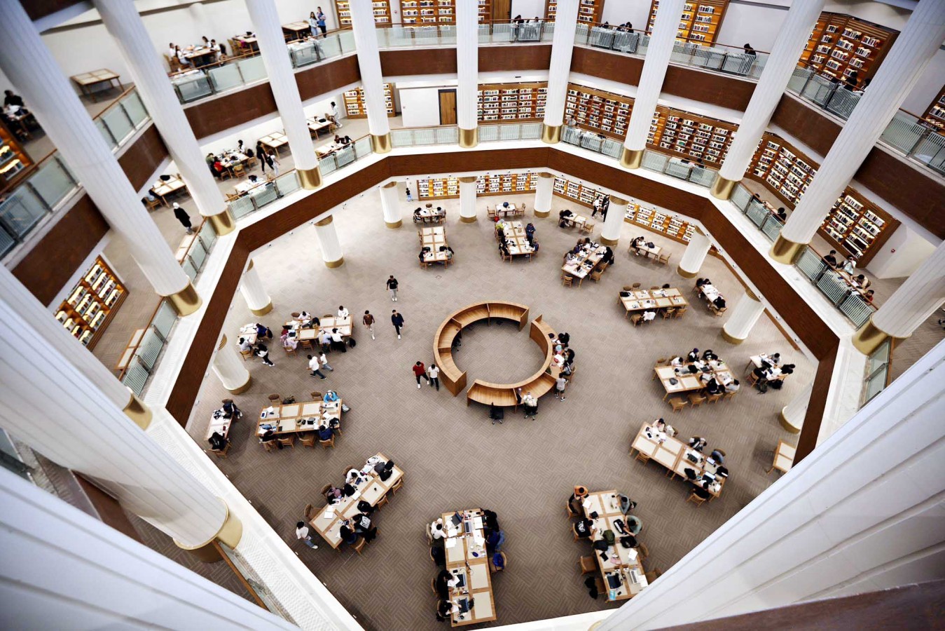Şahinbey Belediyesi Millet Kütüphanesi’ne vatandaşlardan yoğun ilgi
