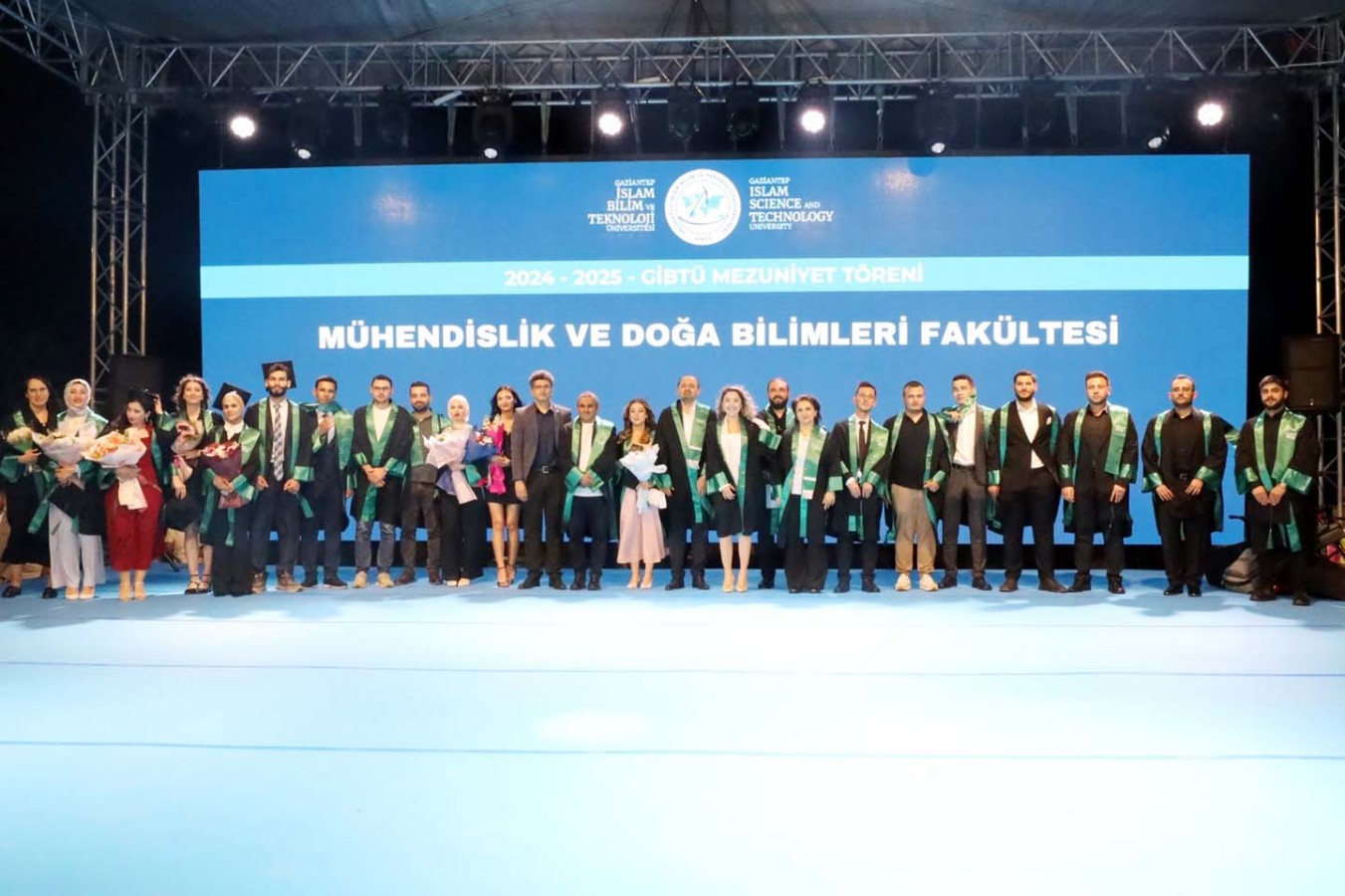 GİBTÜ’de Mezuniyet Coşkusu Yaşandı