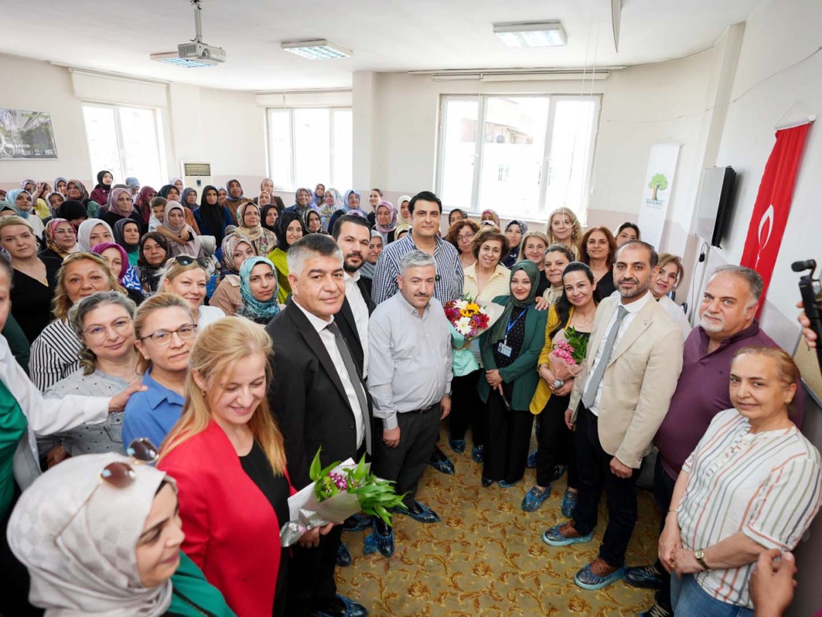 Başarılı kursiyerlere sertifikaları verildi