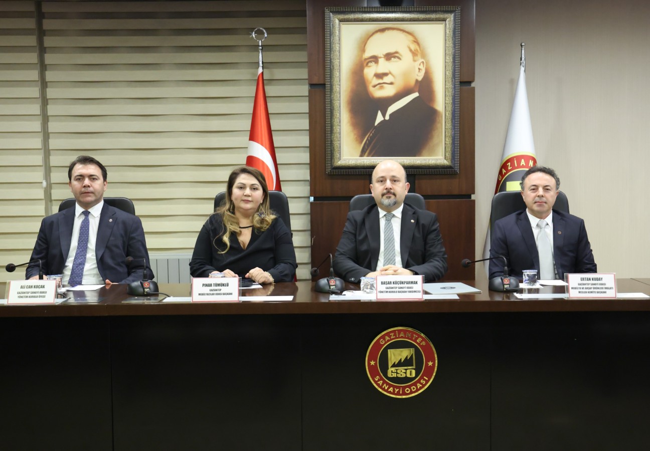 Mobilya Sektörünün Sorunları ve Geleceği GSO'da Konuşuldu