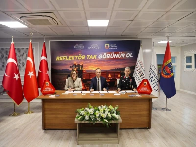 Çiftçilere reflektör dağıtımı için protokol imzalandı