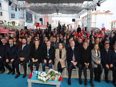 Miting Gibi Kura Çekimi