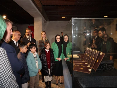 Mukaddes Eserler sergisi açıldı