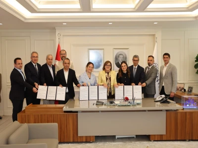 İpek Yücel Sanat ve Eğitim Merkezi Binası İçin İmzalar Atıldı