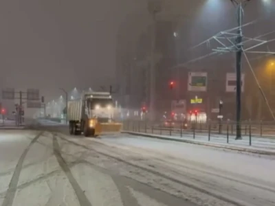 Tam kadro kar mesaisi